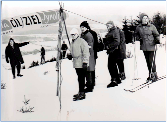 Pebor kol 1975. Ing. Ji Petera, Karel Huvar, Josef Matna, ..., Pan Lorencov